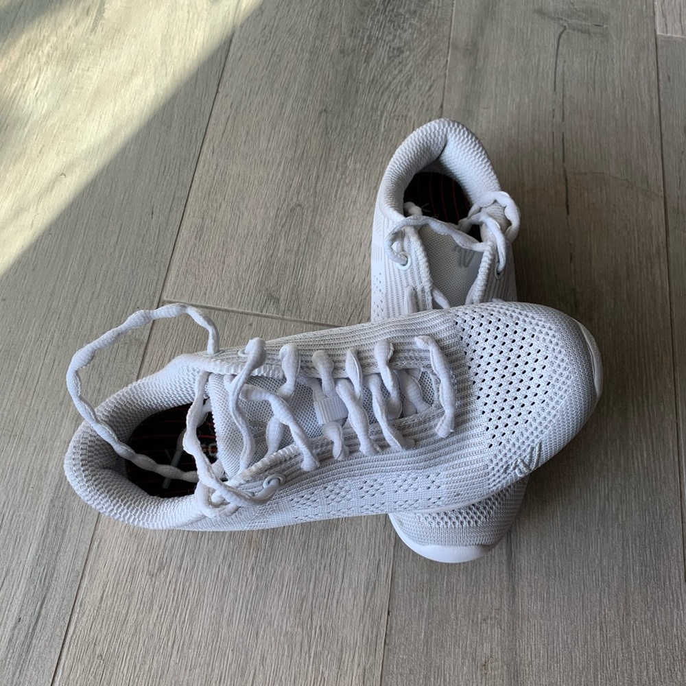 Varsity Cheer Shoes size 4